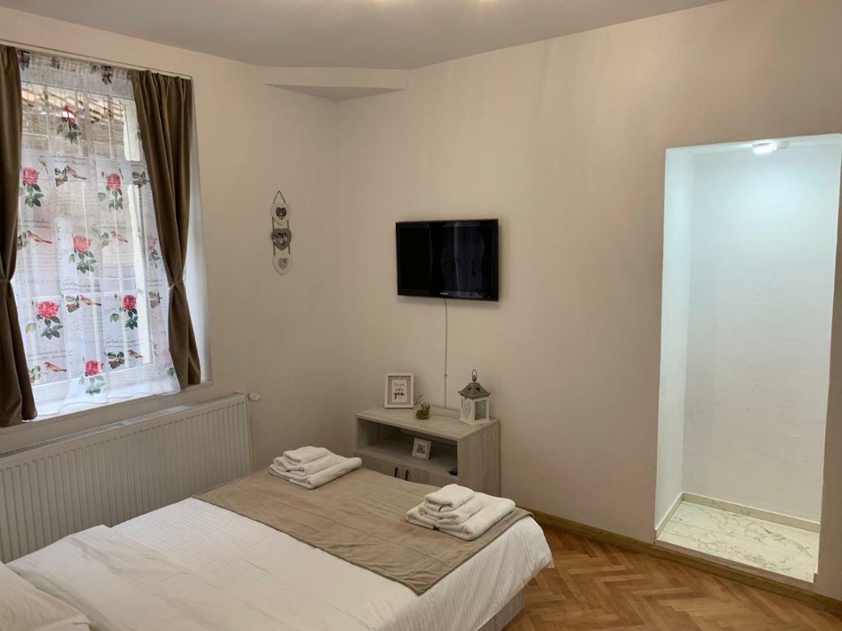 36 Central Residence Брашов Екстериор снимка